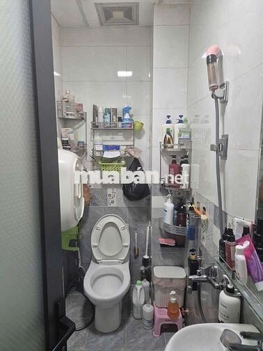 Nhà cho thuê hẻm xe tải quay đầu nhà đẹp