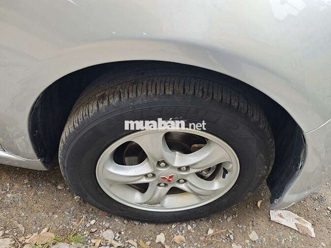 Mitsubishi grandis 2.4 AT 8 chỗ s2007 175 triệu