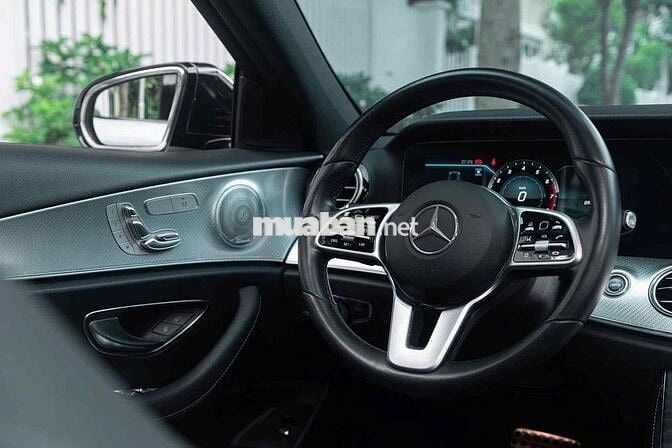 LONG ANH AUTO về Mercedes E200 Sport 2019 Limited