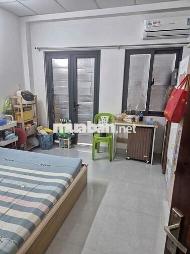 Nhà cho thuê hẻm xe tải quay đầu nhà đẹp