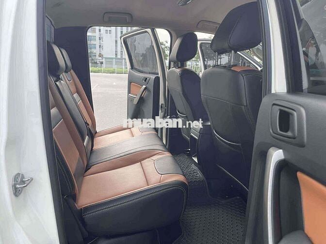 càn bán xe fodr xls đời cuối 2019 số tự động 1