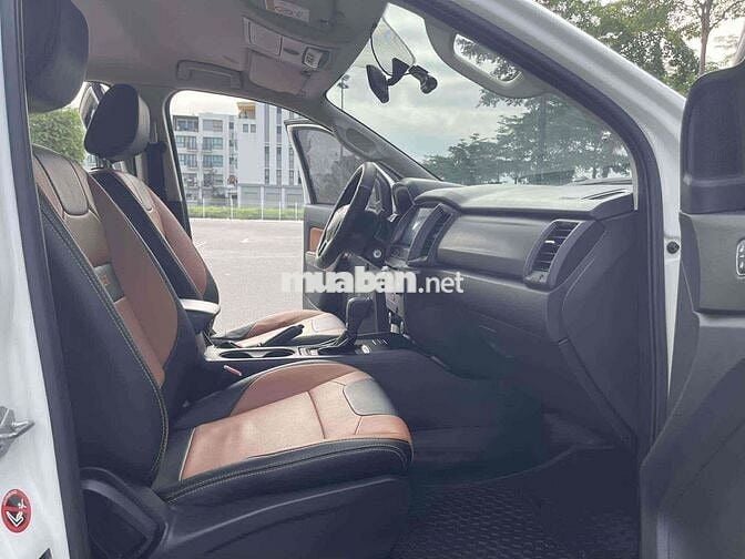 càn bán xe fodr xls đời cuối 2019 số tự động 1