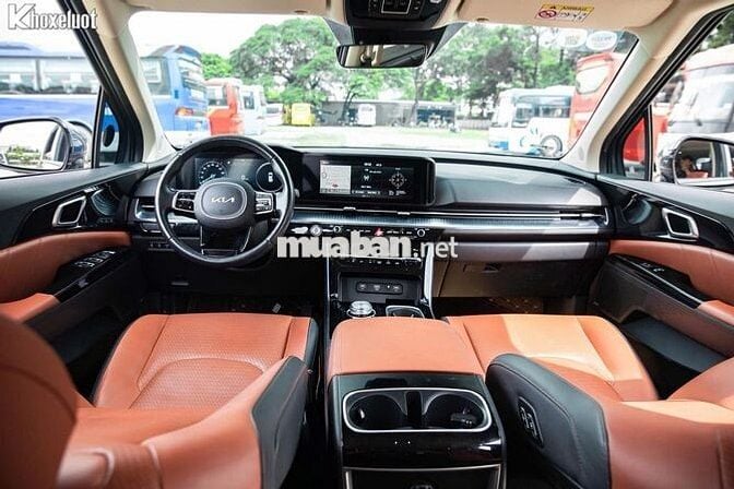Kia Carnival 2022 Signature xe cá nhân chạy lướt