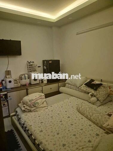 Nhà cho thuê hẻm xe tải quay đầu nhà đẹp