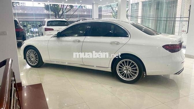 Bán E200 ex V1 màu trắng nội thất nâu sx 2022