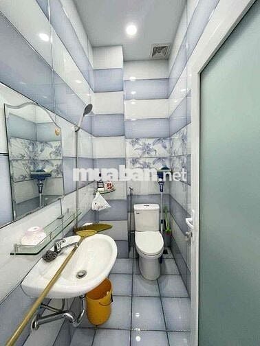 🌻C.G - CHO THUÊ NHÀ TRỆT 2 LẦU MẶT TIỀN ĐƯỜNG NGUYỄN MINH QUANG