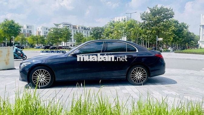 BÁN XE C200 AVNGRATDE MÀU XANH  SX 2021