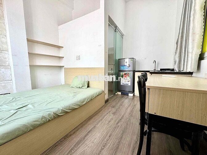 STUDIO FULL NỘI THẤT CỬA SỔ TRỜI THOÁNG MÁT GẦN ĐH HỒNG BÀNG