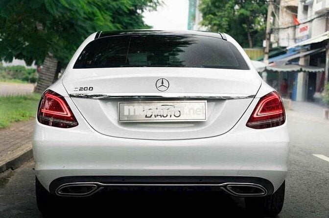 LONG ANH AUTO về Mercedes C200FL model 2019