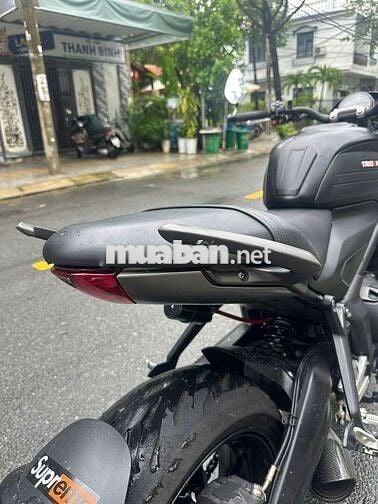 CC bán gấp xe Triumph Trident full đồ