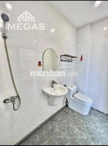 CHMN FULL NỘI THẤT, CỬA SỔ TRỜI, THANG MÁY NGAY NHÀ THỜ PHAOLO_AEON BT