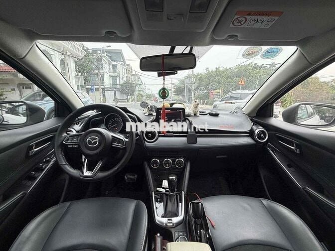 Mazda 2 1.5 Luxury Nhập Tjais