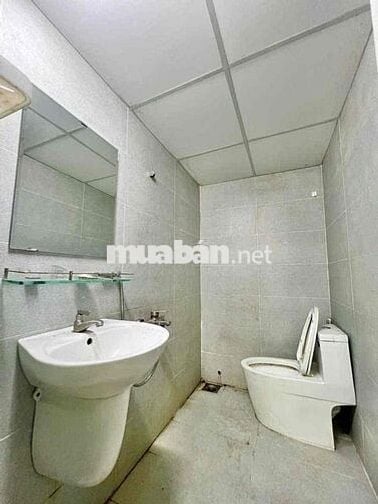 1 PHÒNG NGỦ NGAY NGÃ TỪ HÀNG XANH