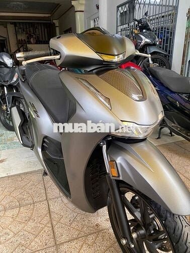 SH 350 2025 xám titan như mới rẻ hơn mới 20tr