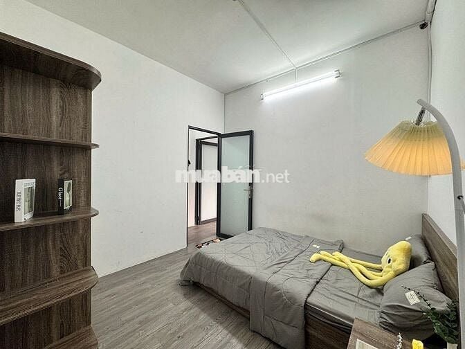 Căn Hộ Cho Thuê 2 Phòng Ngủ  Ban Công Thoáng Full NT Ngay Viettel Q3