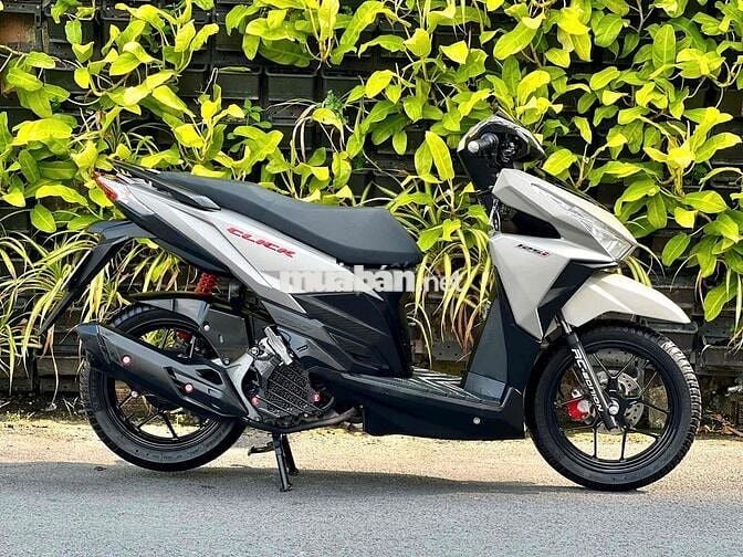 click thái 125cc máy móc zin êm chính chủ ký bstp