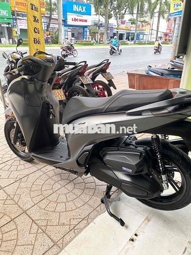 SH 350 2025 xám titan như mới rẻ hơn mới 20tr