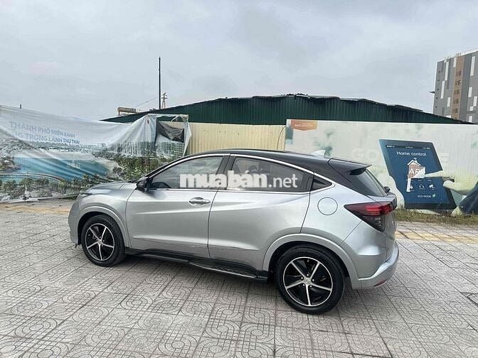 HR-V 1.8L sx 2018 nhập THÁI LAN