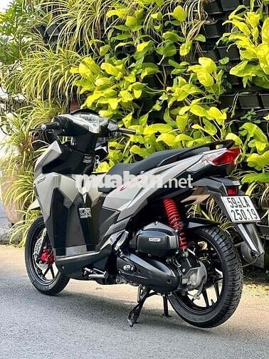 click thái 125cc máy móc zin êm chính chủ ký bstp