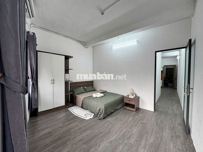 Căn Hộ Cho Thuê 2 Phòng Ngủ  Ban Công Thoáng Full NT Ngay Viettel Q3