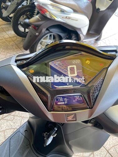 SH 350 2025 xám titan như mới rẻ hơn mới 20tr