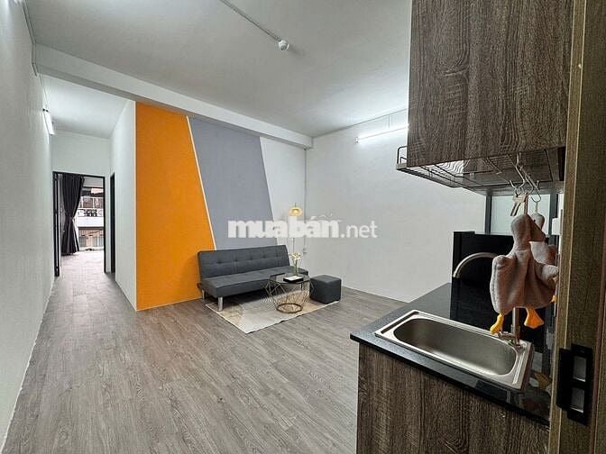 Căn Hộ Cho Thuê 2 Phòng Ngủ  Ban Công Thoáng Full NT Ngay Viettel Q3