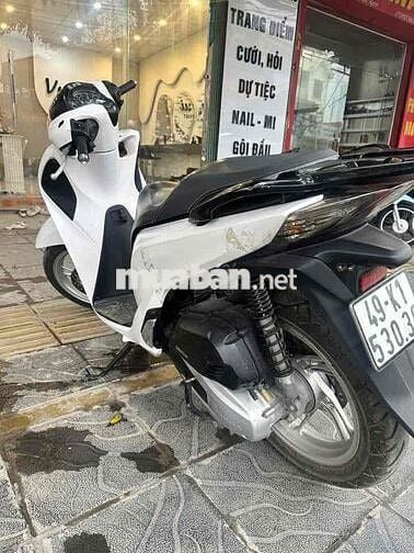SH ĐEN TRẮNG ĐỜI 2017 ĐK 2018 150i ABS