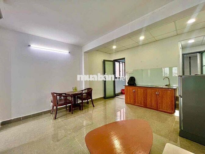 1 PHÒNG NGỦ NGAY NGÃ TỪ HÀNG XANH