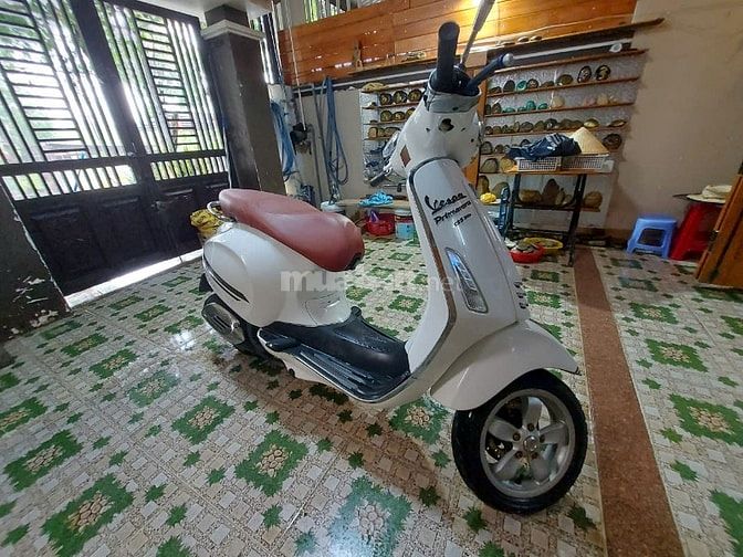 Bán vespa primavera 125cc. xe mình siêu tầm ít đi còn còn như mới