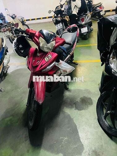 Xe gia đình dư để lại