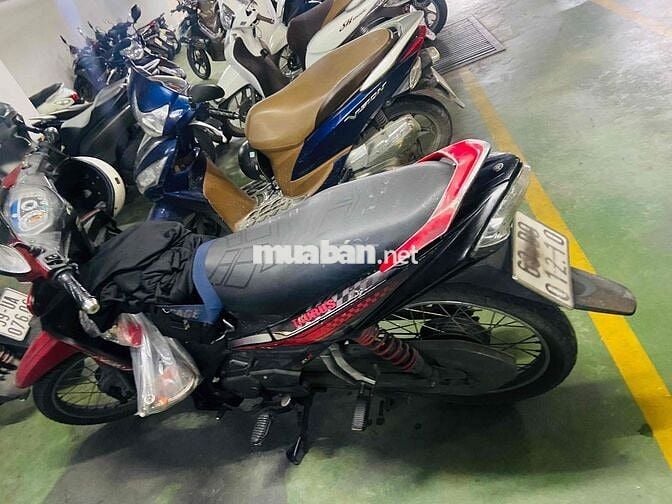 Xe gia đình dư để lại