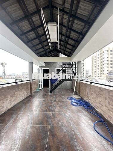 Nhà mới siêu sang Phan Đăng Lưu 4x21 Trệt, lửng 4 lầu trống suốt