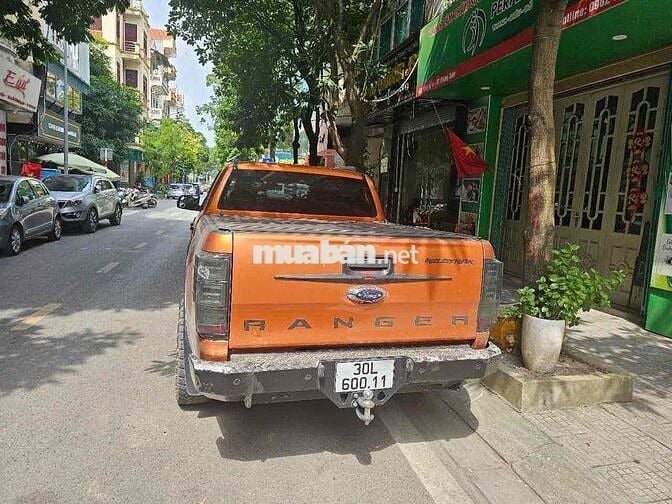 dành cho người yêu xe. đẹp khỏi bàn