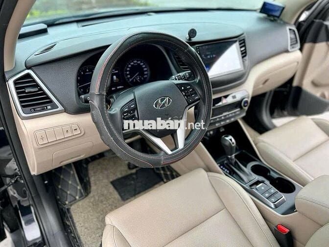 Hyundai Tucson 2018 2.0 ATH - 100000 km