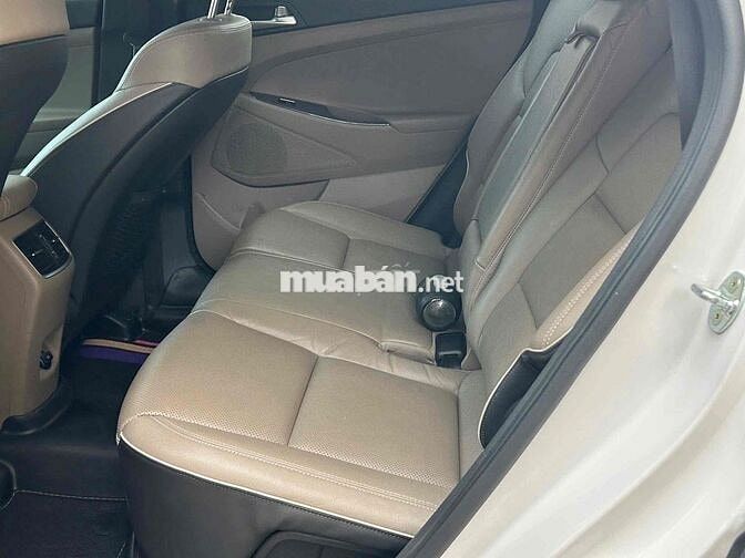 Hyundai Tucson 2021 2.0 AT Tiêu chuẩn - 31000 km