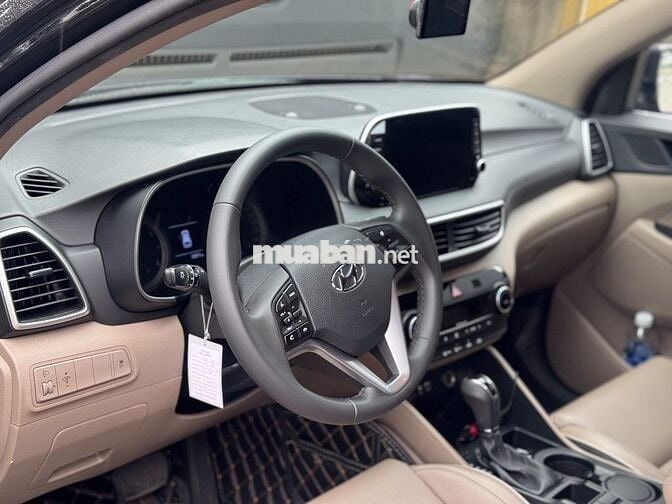 Hyundai Tucson 2020 may xăng ban đăc biêt 2.0