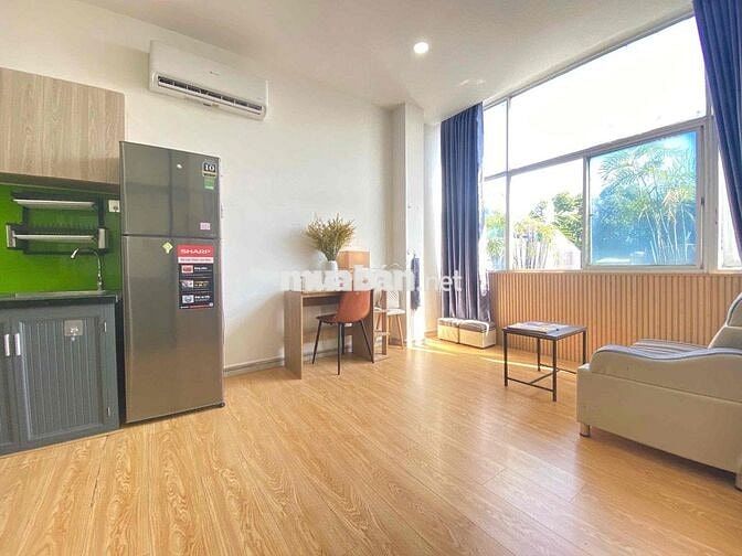 CHDV 2 PHÒNG NGỦ FULL NỘI THẤT - THANG MÁY - NGAY BỜ KÈ HOÀNG SA