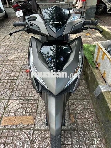 bán vario 150/ mẩu củ, zin chính chủ