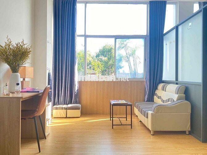 CHDV 2 PHÒNG NGỦ FULL NỘI THẤT - THANG MÁY - NGAY BỜ KÈ HOÀNG SA