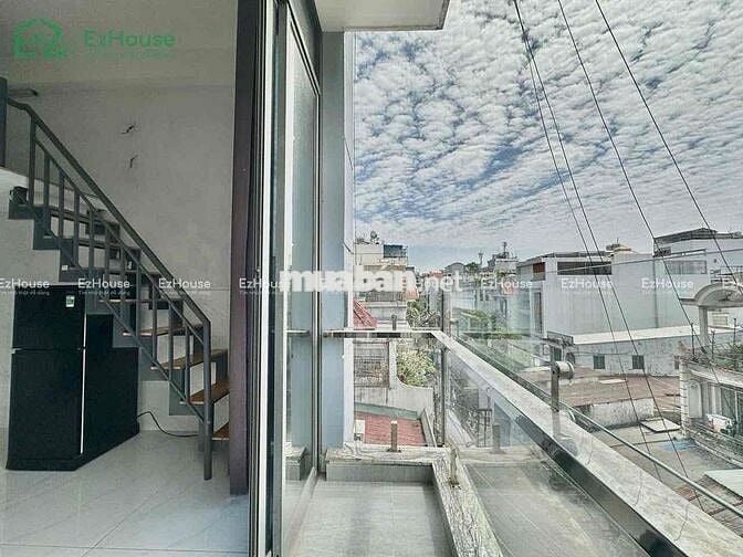 KHAI TRƯƠNG CĂN HỘ DỊCH VỤ - BAN CÔNG SIÊU LỚN