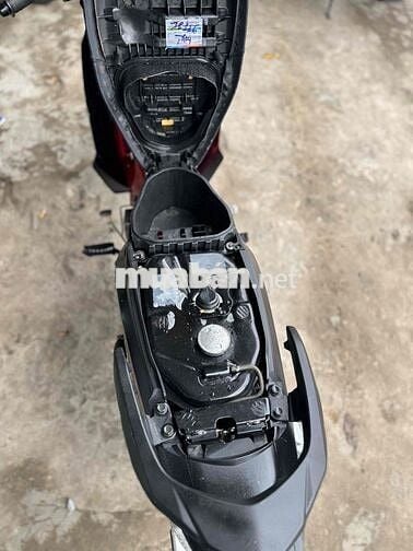 Honda Blade 110/ Zin Đẹp/ Vỏ Zin Còn Bs65