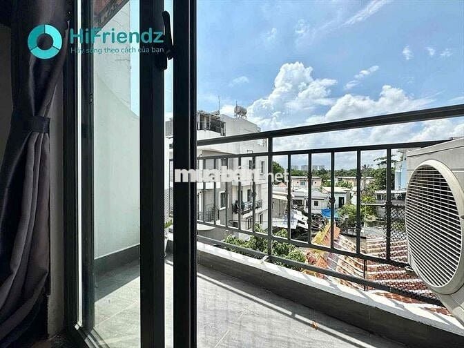 Cho thuê phòng có ban công máy giặt riêng kế cầu chữ Y Q5 ở 1-2 người