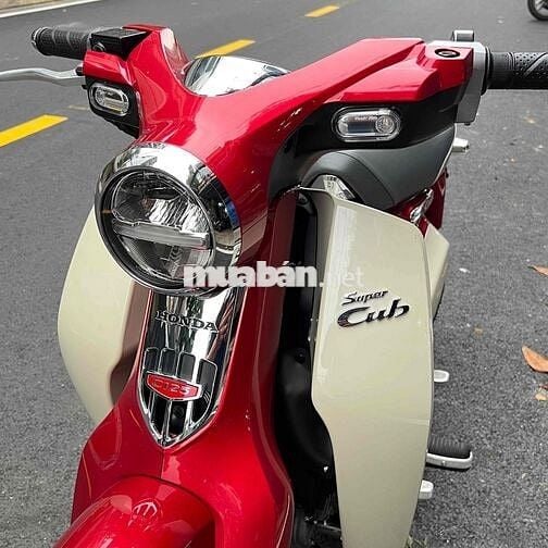 Super Cub 125 sx2019 máy lớn màu đỏ trắng siêu đep