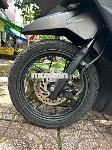 bán vario 150/ mẩu củ, zin chính chủ