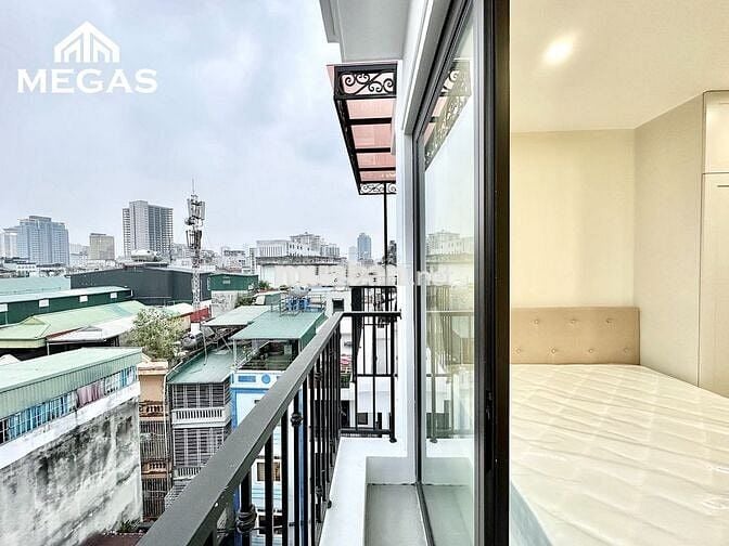 CHO THUÊ CĂN HỘ STUDIO FULL NỘI THẤT BAN CÔNG NGAY TẠI ĐÊ LA THÀNH