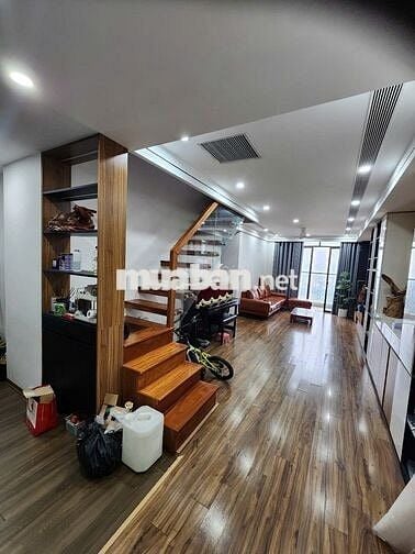 Bán CH CT2 Xuân Phương, Quốc Hội 8,9tỷ 156m2 4PN 3VS đồ cơ bản, sẵn sổ