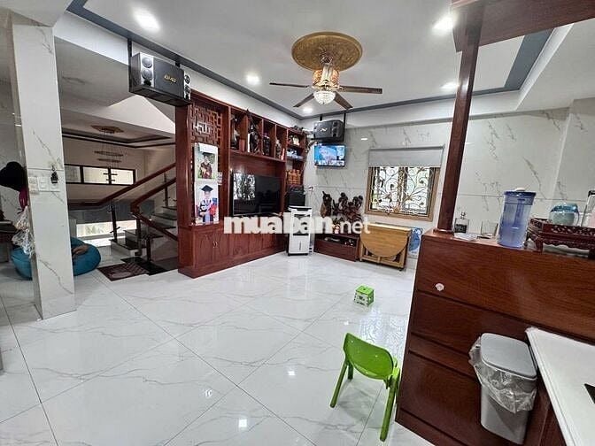 BÁN NHÀ MẶT TIỀN NGUYỄN THỊ TƯƠI 149m2 5 tầng 5PN giá rẻ đầu tư