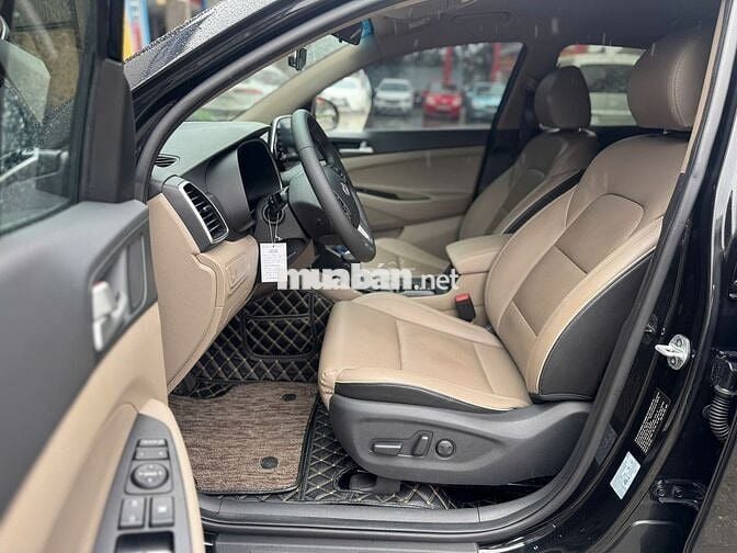 Hyundai Tucson 2020 may xăng ban đăc biêt 2.0