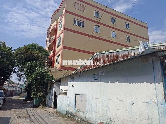 Bán hai lô đất quốc lộ 22- tặng kèm kho xưởng trên đất