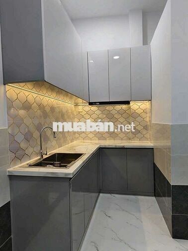 Bán nhà 361 Bình Đông, P.15, Q8